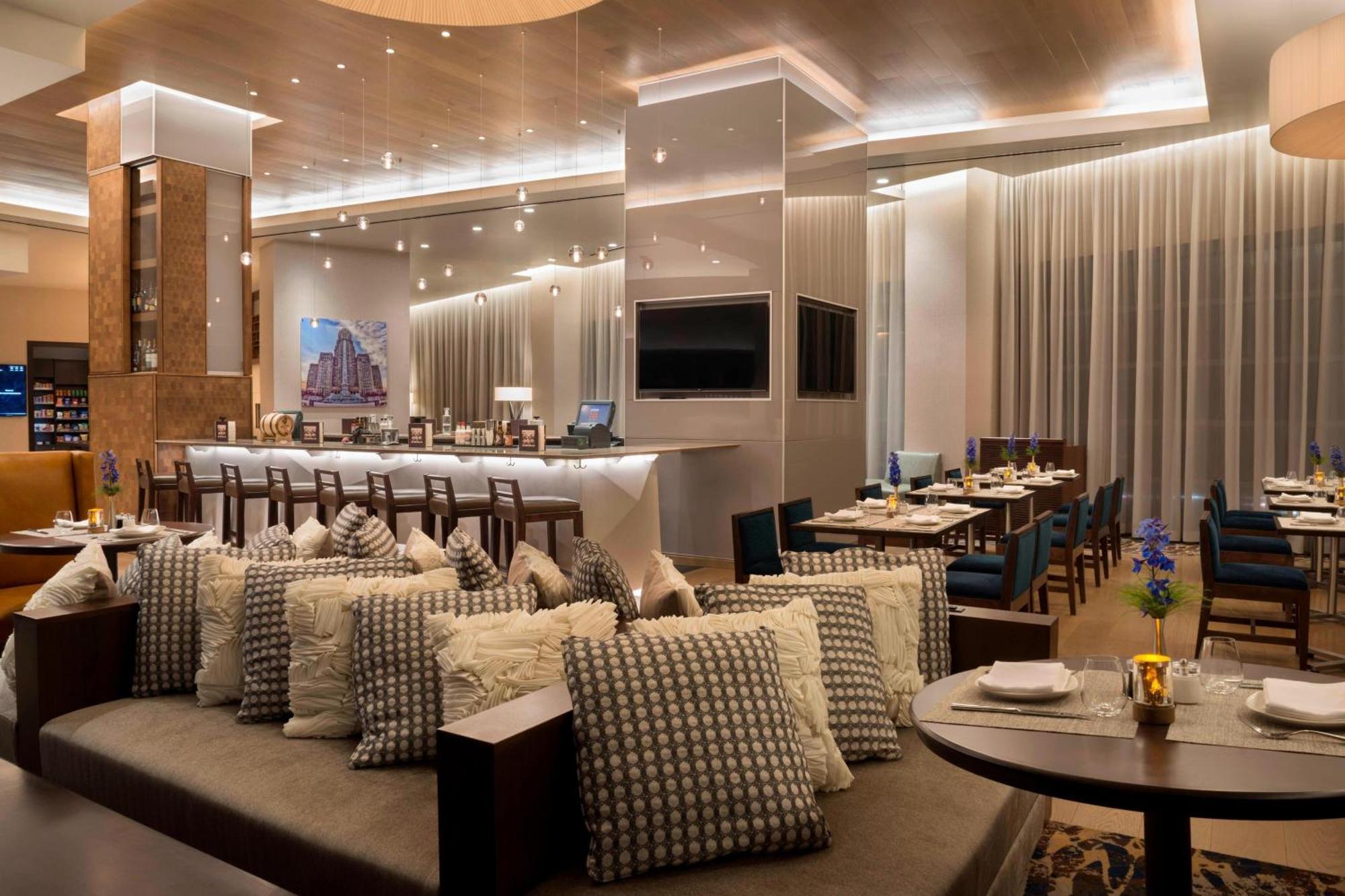 Buffalo Marriott At Lecom Harborcenter Eksteriør billede