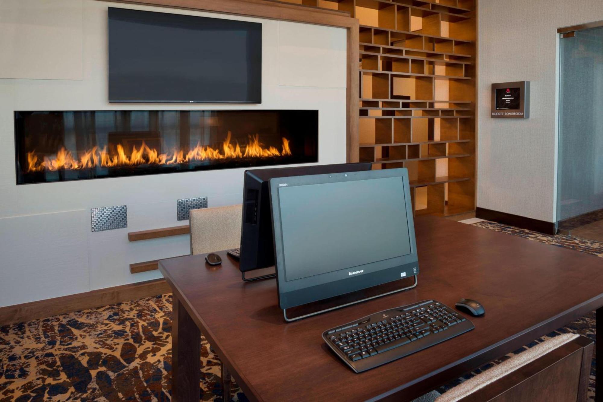 Buffalo Marriott At Lecom Harborcenter Eksteriør billede