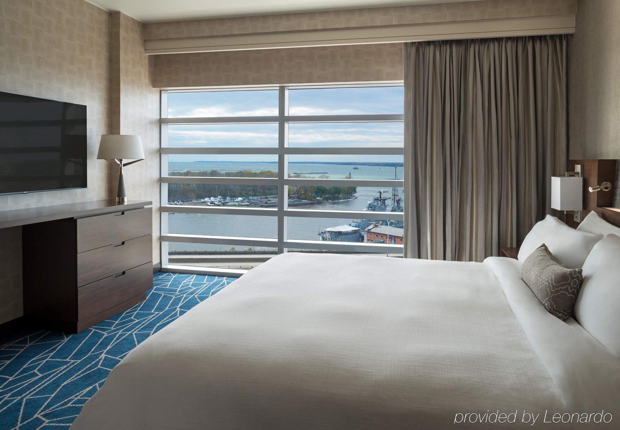 Buffalo Marriott At Lecom Harborcenter Eksteriør billede
