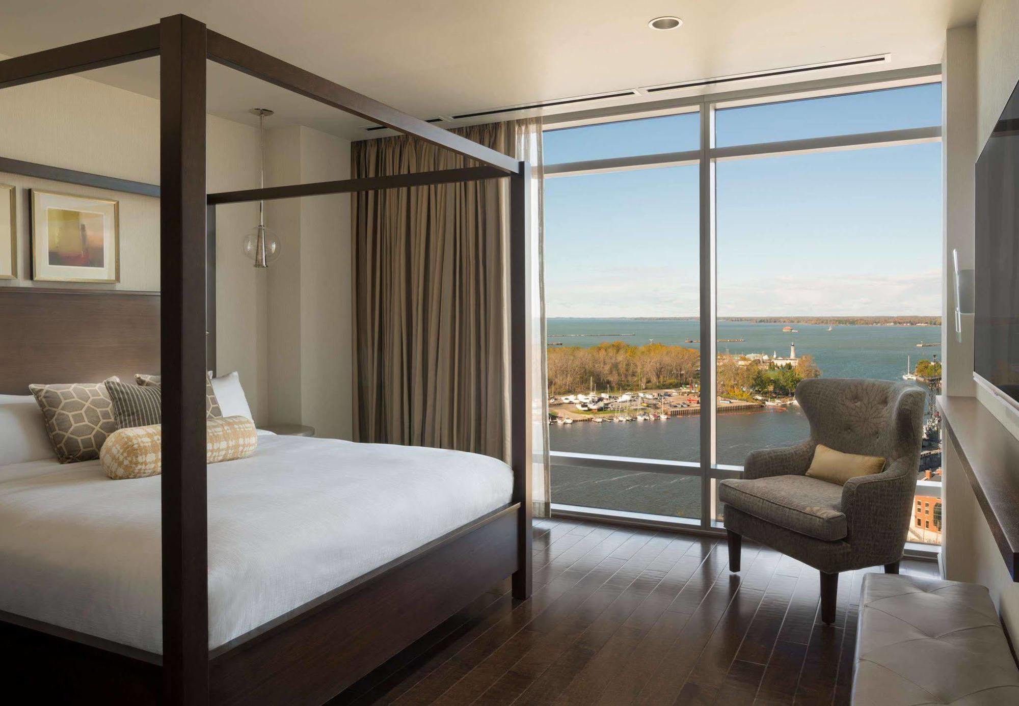 Buffalo Marriott At Lecom Harborcenter Eksteriør billede
